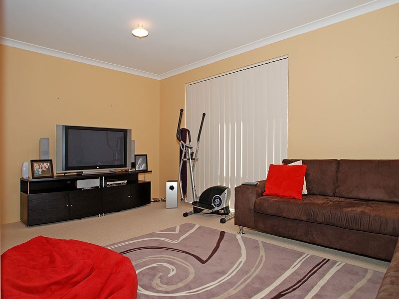 31 Killara Ave, Ellenbrook WA 6069