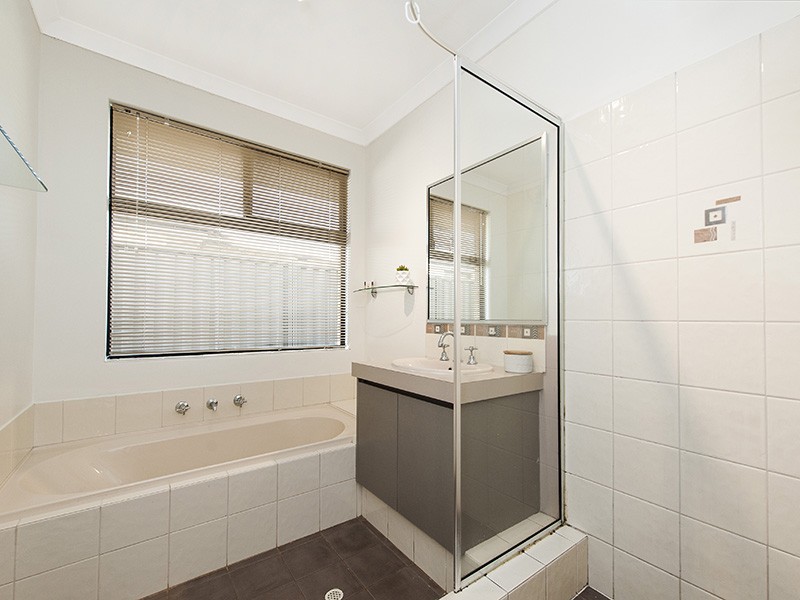 14 Turkich Parade, Aveley WA 6069