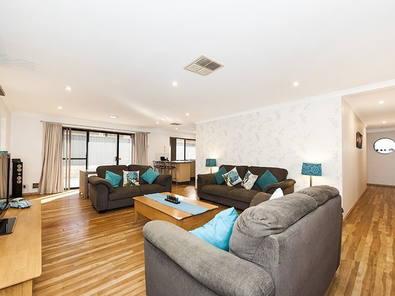 14 Turkich Parade, Aveley WA 6069