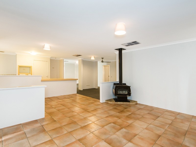 7 Latina Crescent, Ellenbrook WA 6069