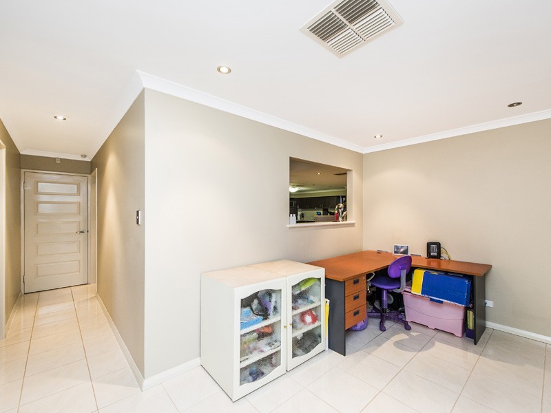 10 Guraga Terrace, Ellenbrook WA 6069