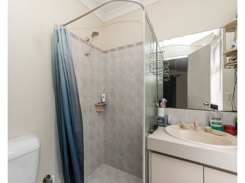 27  Thicket Circuit, Banksia Grove WA 6031