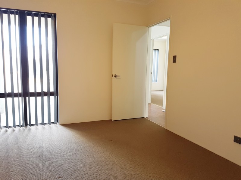 21 Minikin Drive, Aveley WA 6069