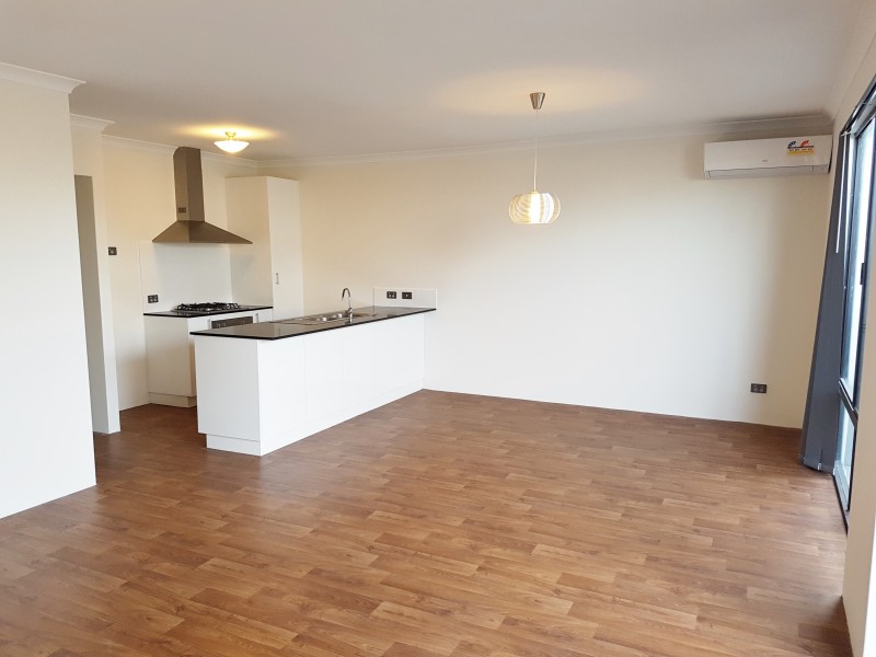 21 Minikin Drive, Aveley WA 6069