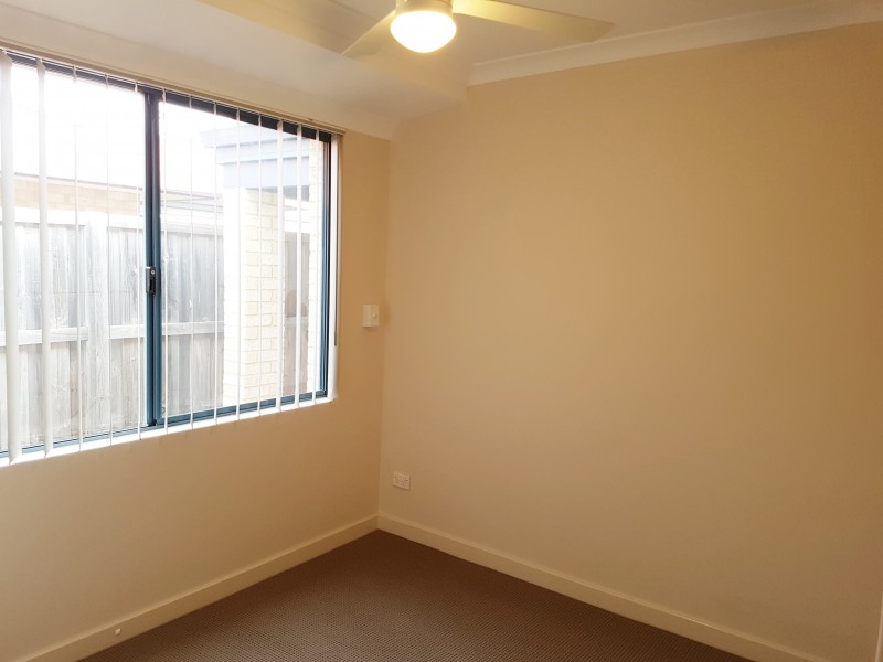 39 Centre Circle, Ellenbrook WA 6069