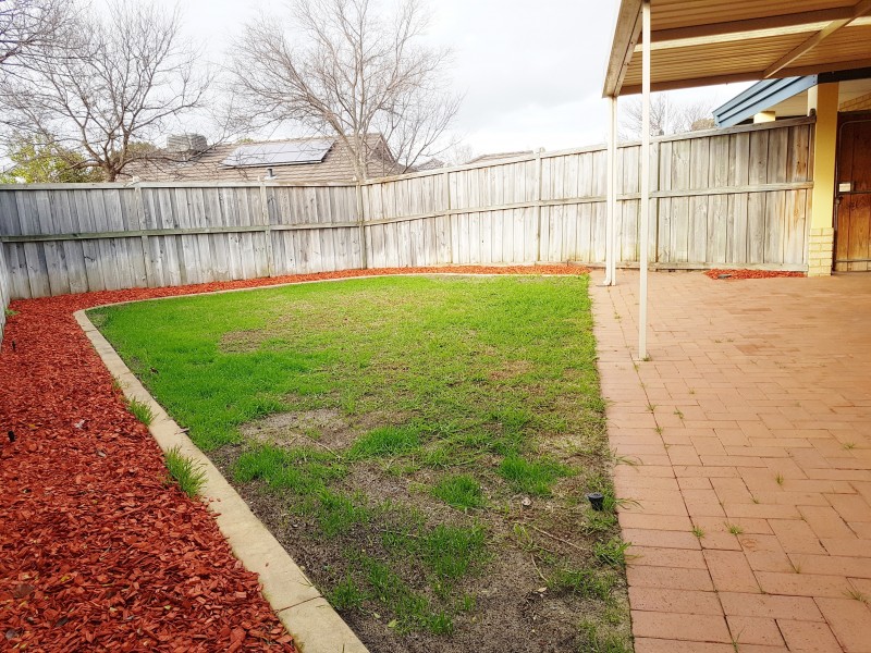 39 Centre Circle, Ellenbrook WA 6069