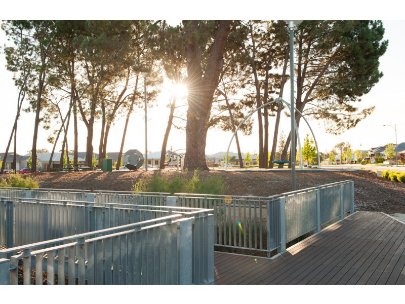 34  Obsidian Way, Wellard WA 6170