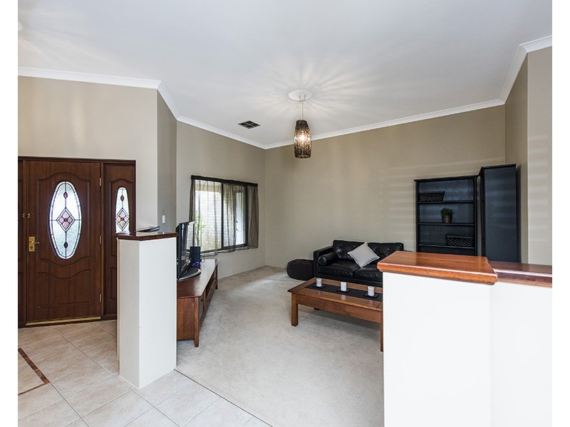 28 Losino Boulevard, Henley Brook WA 6055