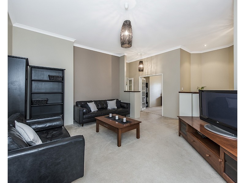 28 Losino Boulevard, Henley Brook WA 6055