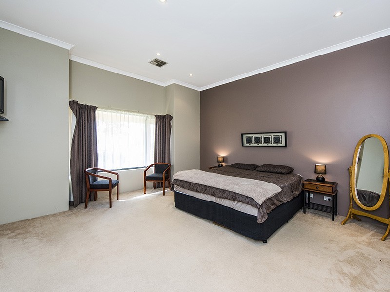 28 Losino Boulevard, Henley Brook WA 6055