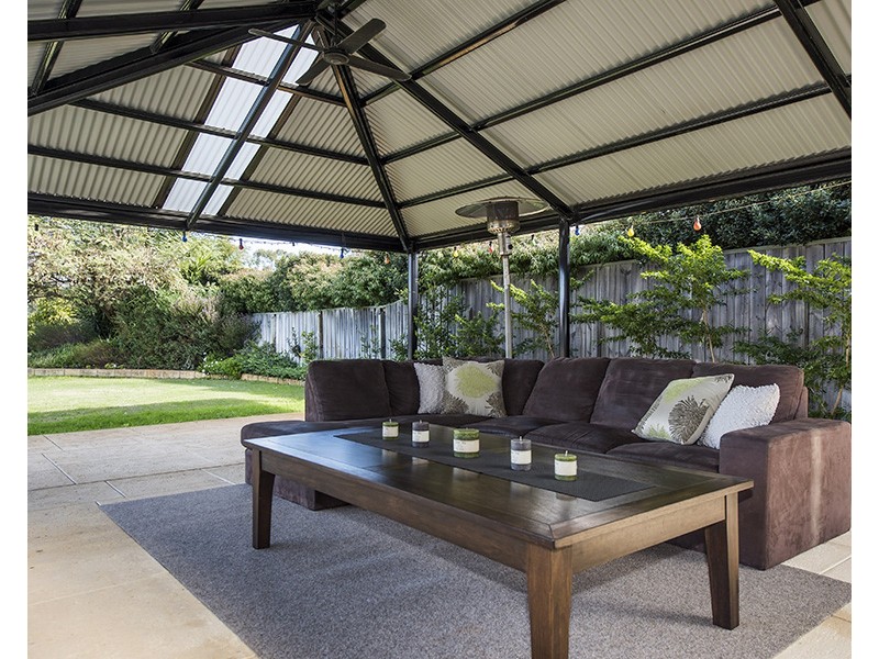 28 Losino Boulevard, Henley Brook WA 6055