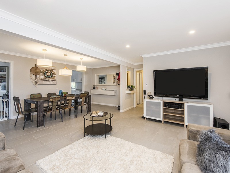 12 Dillenia Way, Greenwood WA 6024