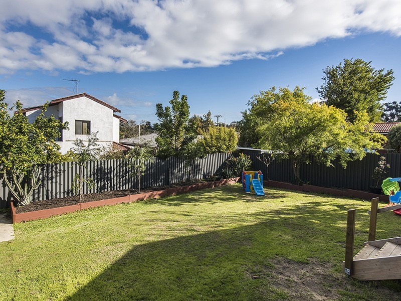 12 Dillenia Way, Greenwood WA 6024