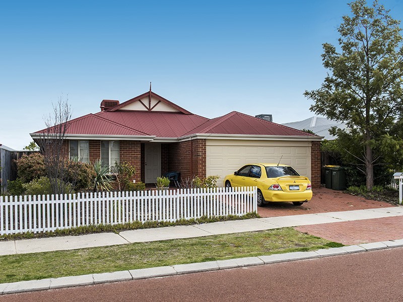 25 Bancombe Crescent, Ellenbrook WA 6069