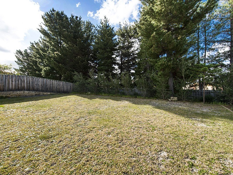 4 Erickson Pass, Ellenbrook WA 6069