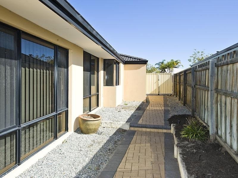 37  Tokara Ave, Henley Brook WA 6055