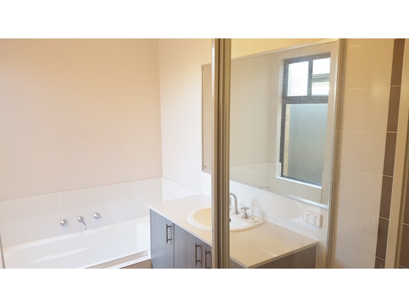 255 Millhouse Road, Aveley WA 6069