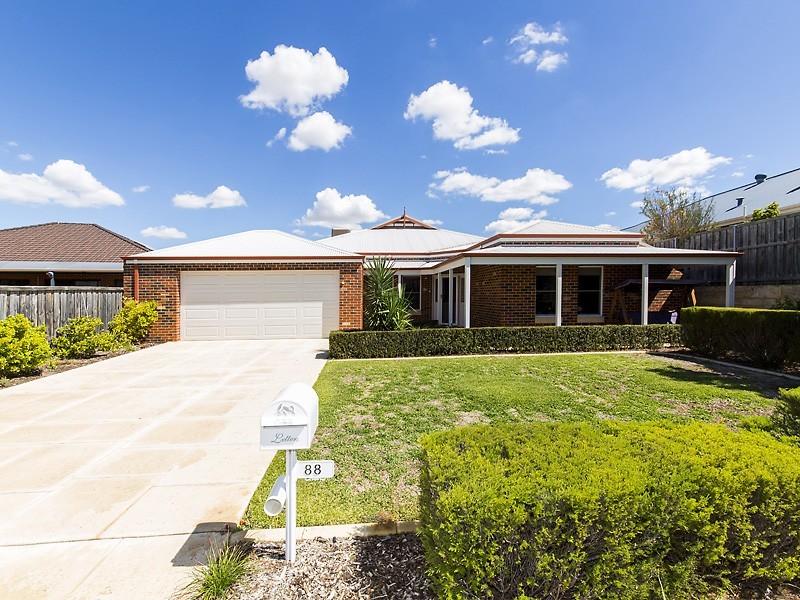 88 Fantail Crescent, Ellenbrook WA 6069