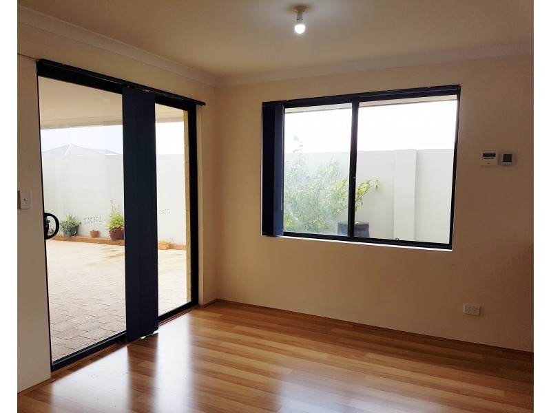 5 Emms Green, Ellenbrook WA 6069