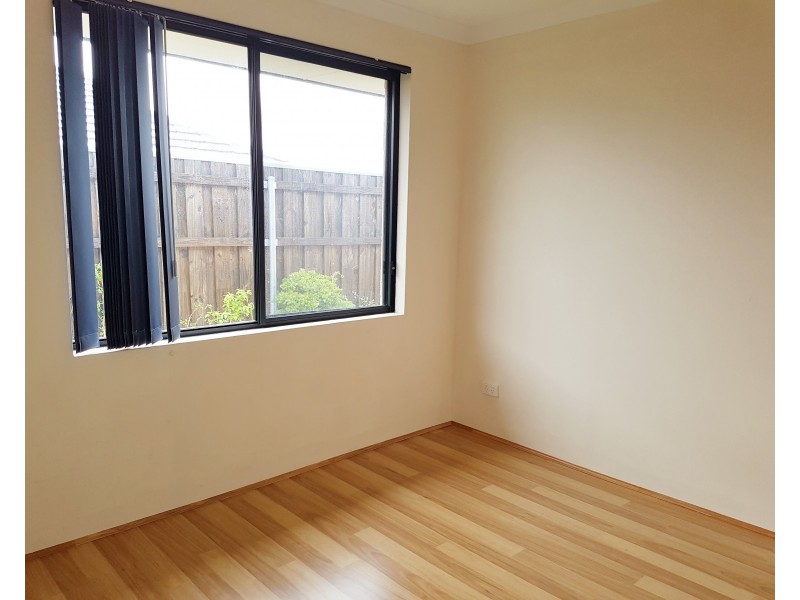 5 Emms Green, Ellenbrook WA 6069