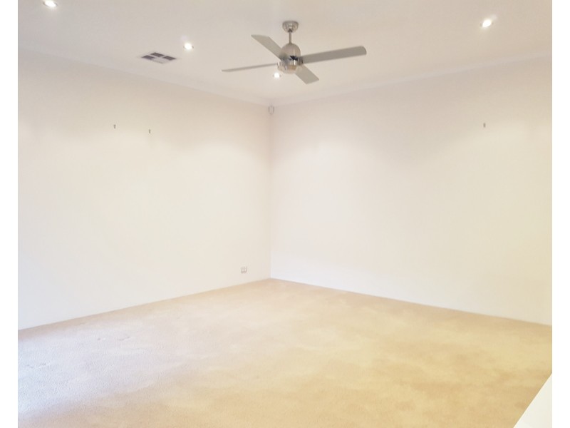 31 Safford Avenue, Aveley WA 6069