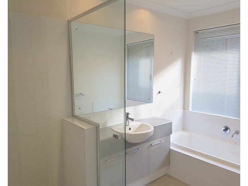 31 Safford Avenue, Aveley WA 6069