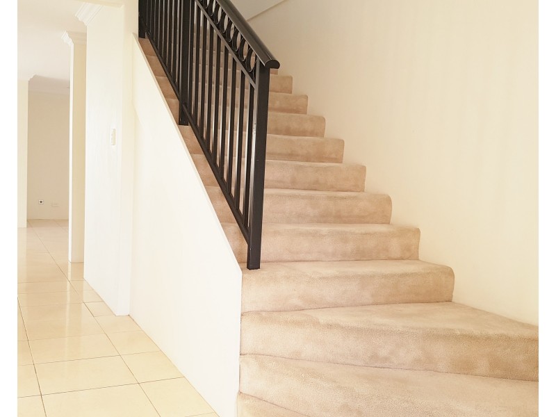 8 Bantry Bend, Mindarie WA 6030