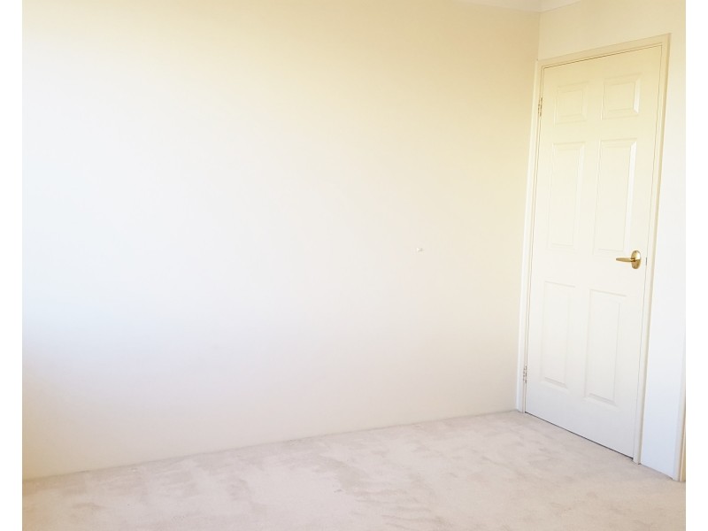 8 Bantry Bend, Mindarie WA 6030