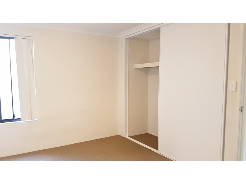 7b Eastdene Circle, Nollamara WA 6061