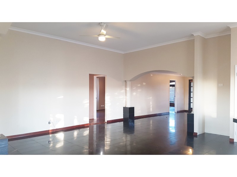 86  Vaucluse Crescent, Ellenbrook WA 6069