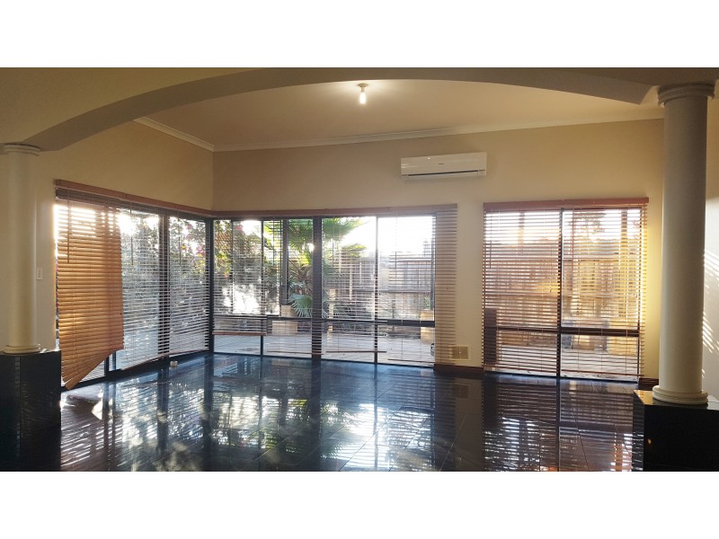 86  Vaucluse Crescent, Ellenbrook WA 6069