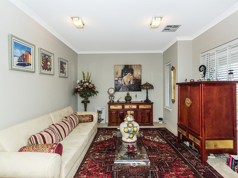 48 Farmaner Parkway, Ellenbrook WA 6069
