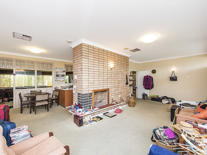 12 Malba Crescent, Dianella WA 6059