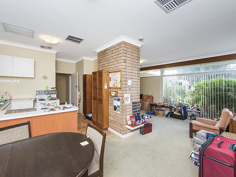12 Malba Crescent, Dianella WA 6059