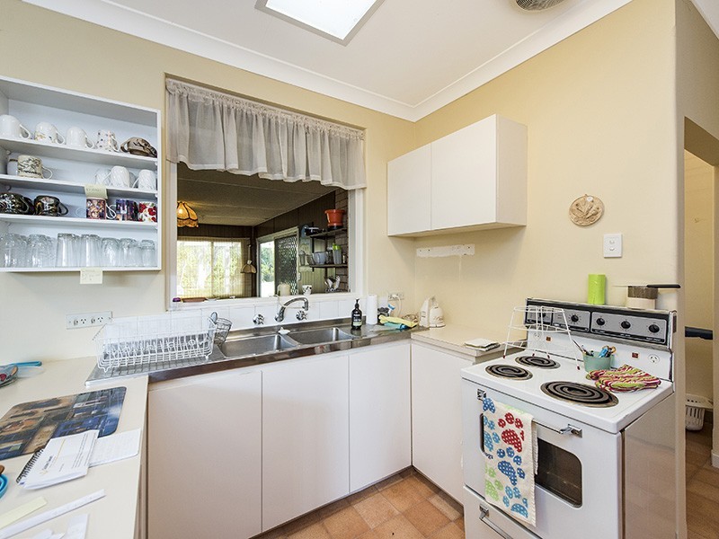 12 Malba Crescent, Dianella WA 6059