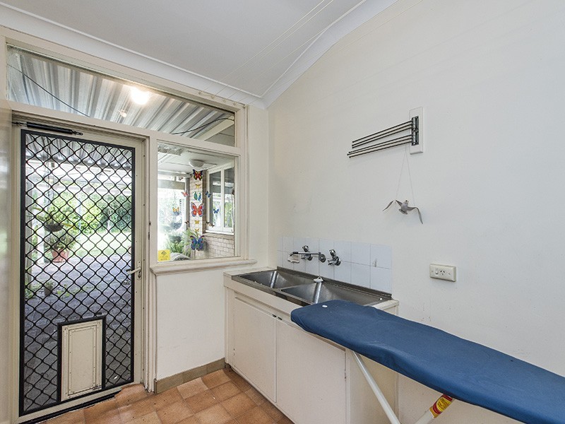 12 Malba Crescent, Dianella WA 6059