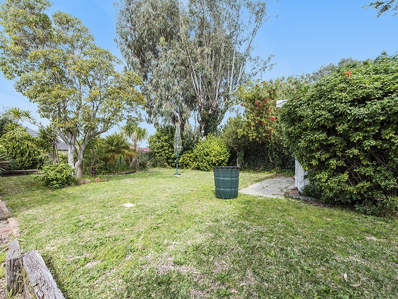 12 Malba Crescent, Dianella WA 6059