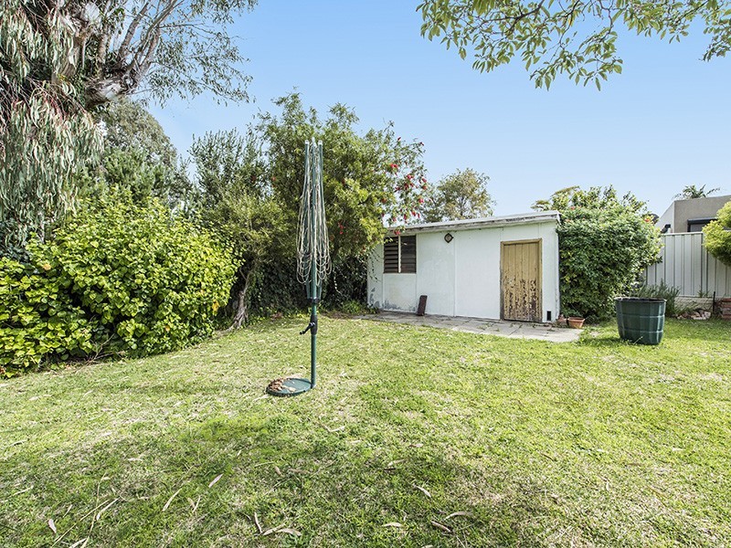 12 Malba Crescent, Dianella WA 6059