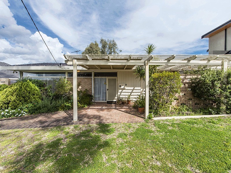 12 Malba Crescent, Dianella WA 6059