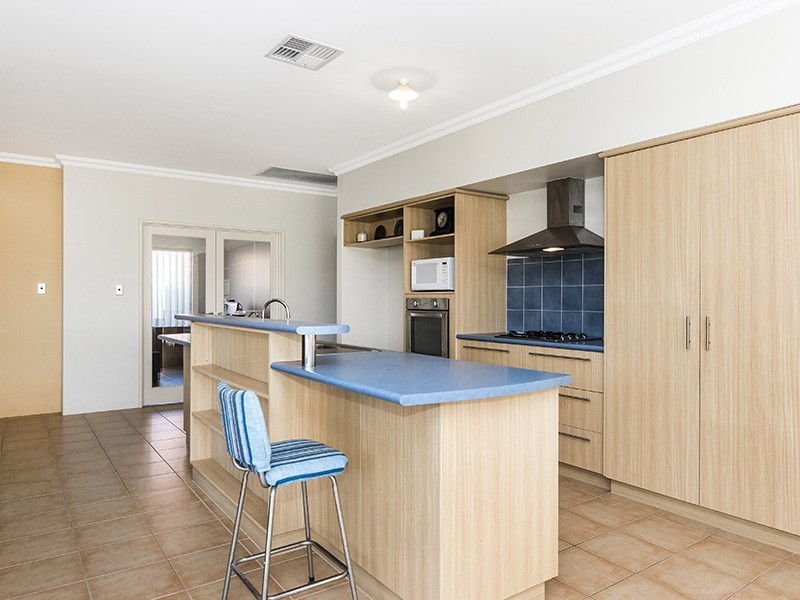 41  Pensacola Avenue, Caversham WA 6055