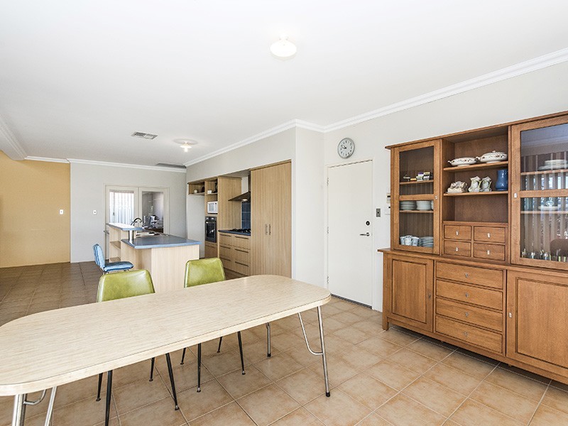 41  Pensacola Avenue, Caversham WA 6055