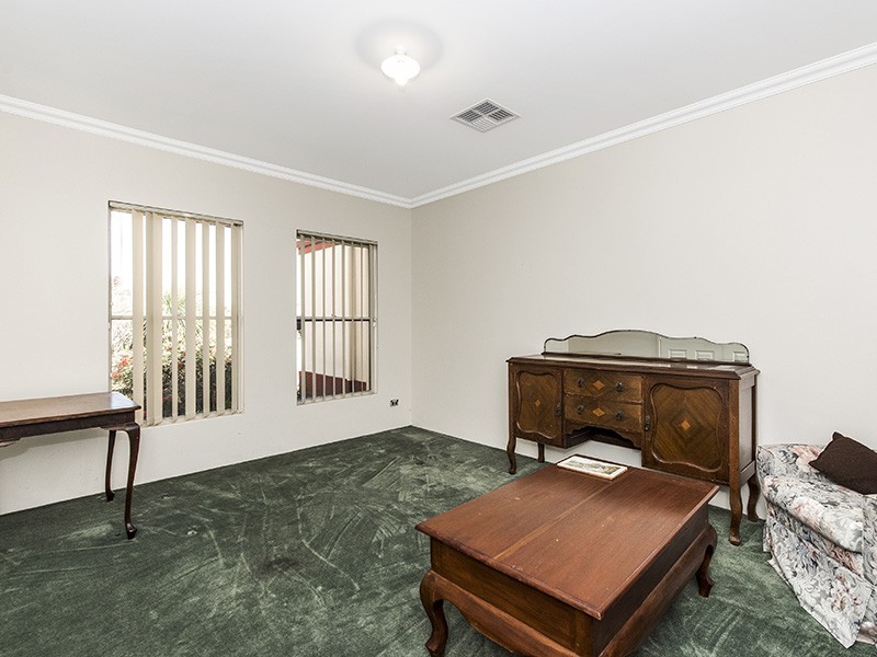 41  Pensacola Avenue, Caversham WA 6055