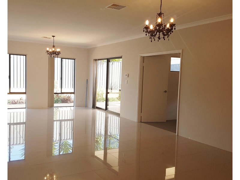 43 Marden Grange, Aveley WA 6069