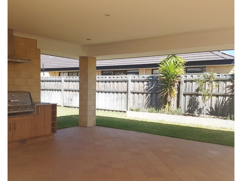 39 Addingham Drive, Ellenbrook WA 6069