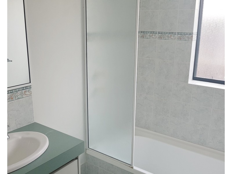 4 Mirimas Court, Ellenbrook WA 6069