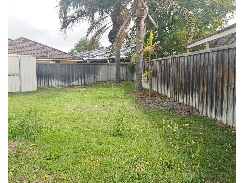 4 Mirimas Court, Ellenbrook WA 6069