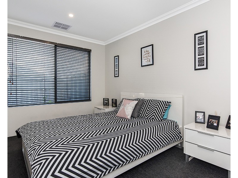 30 Berrington Trail, The Vines WA 6069