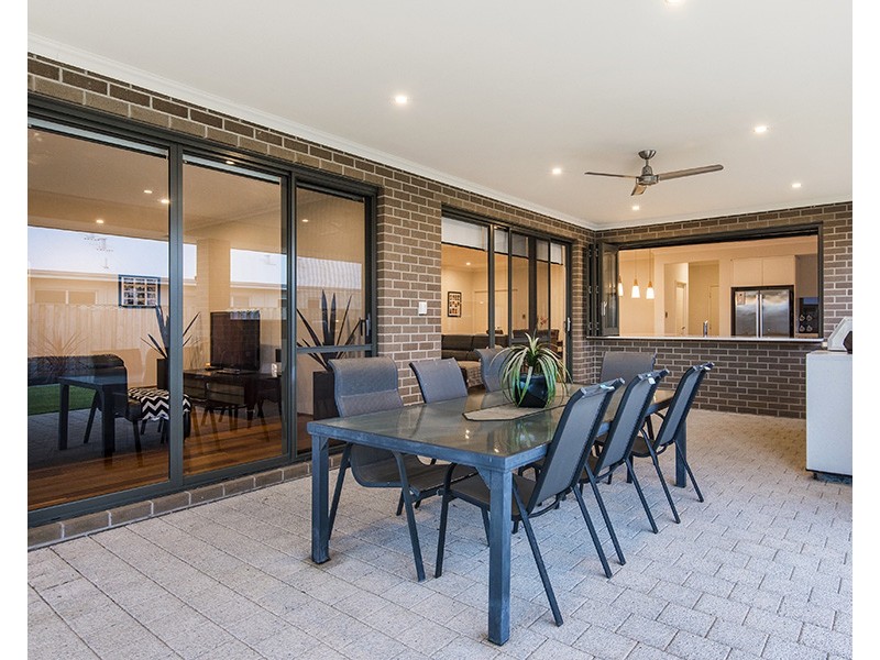 30 Berrington Trail, The Vines WA 6069