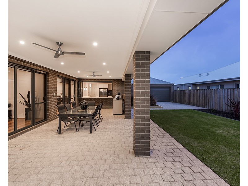 30 Berrington Trail, The Vines WA 6069