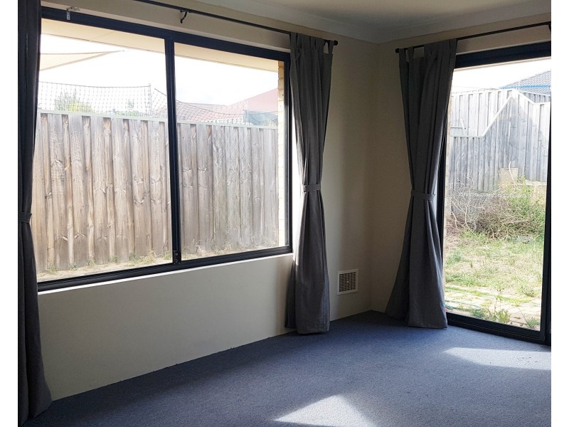 48 Birkett Circle, Ellenbrook WA 6069